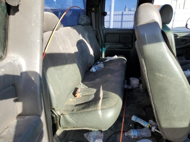 Photo 10 from auction – 2003 GMC SIERRA C25 with VIN 1GDHC29U03E123943