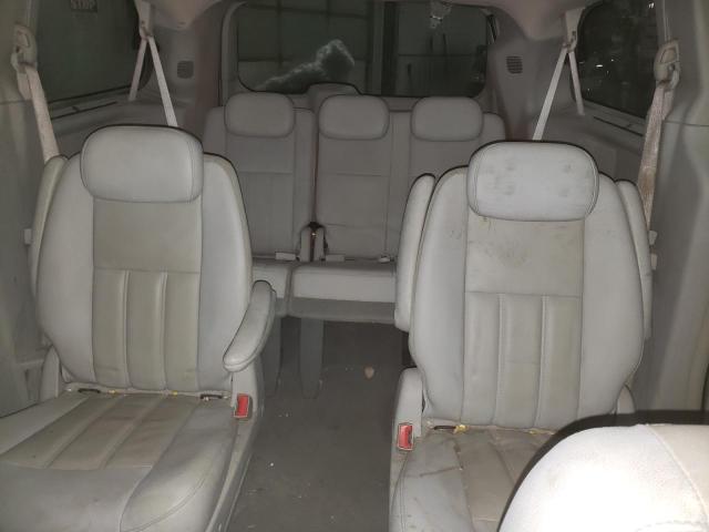Photo 10 from auction – 2010 CHRYSLER TOWN & COU with VIN 2A4RR5D13AR217704