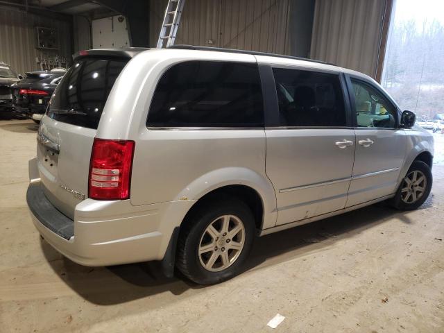 Photo 3 from auction – 2010 CHRYSLER TOWN & COU with VIN 2A4RR5D1XAR308663