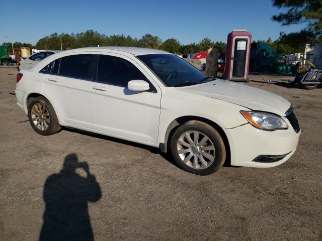 Photo 4 from auction – 2013 CHRYSLER 200 TOURIN with VIN 1C3CCBBB1DN539982