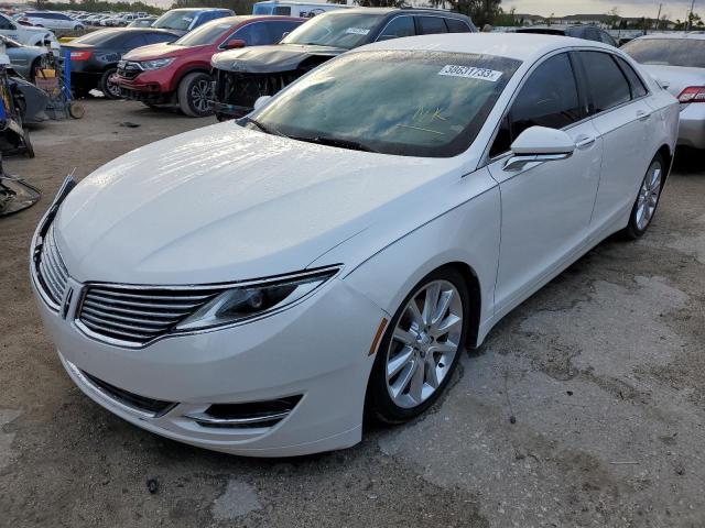 LINCOLN MKZ 2015 with VIN 3LN6L2G98FR602215 - Photo from auction