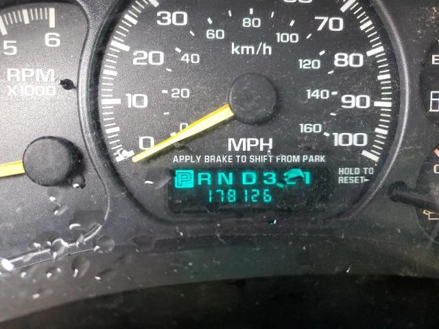 Photo 9 from auction – 2000 CHEVROLET SILVERADO with VIN 1GCEK19T0YE197883