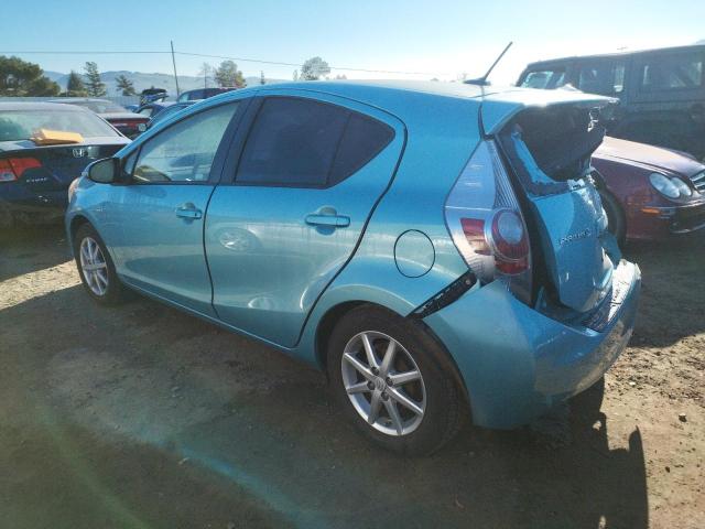 Photo 2 from auction – 2013 TOYOTA PRIUS C with VIN JTDKDTB33D1038103