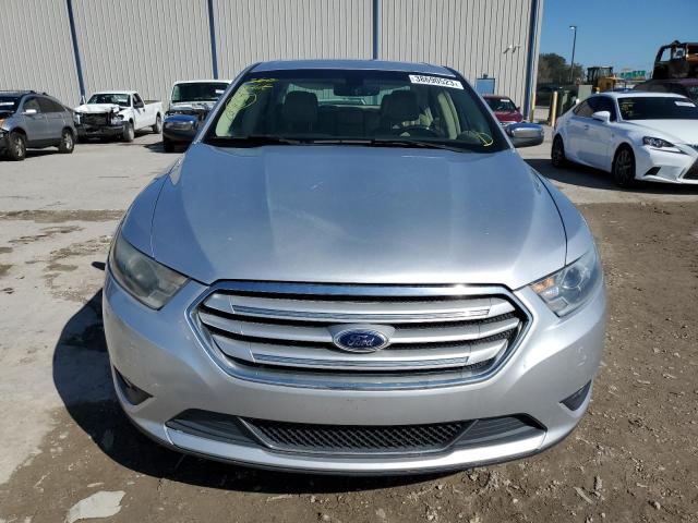 Photo 5 from auction – 2013 FORD TAURUS LIM with VIN 1FAHP2F86DG212427