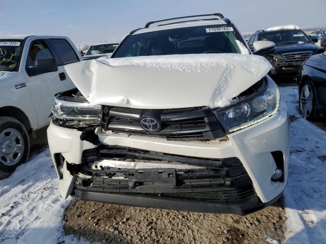 Photo 5 from auction – 2017 TOYOTA HIGHLANDER with VIN 5TDJZRFH3HS379015