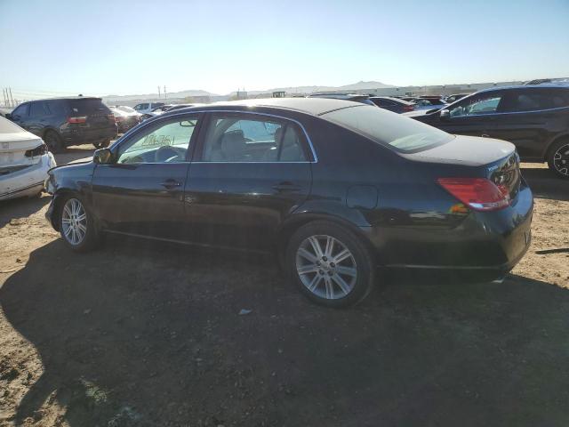 Photo 2 from auction – 2005 TOYOTA AVALON with VIN 4T1BK36B35U028299