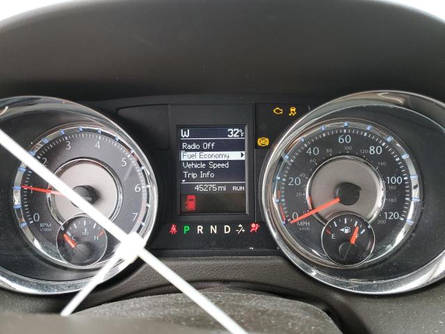 Photo 9 from auction – 2014 CHRYSLER TOWN & COU with VIN 2C4RC1GGXER183153