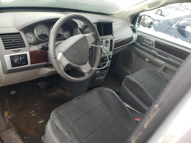 Photo 8 from auction – 2010 CHRYSLER TOWN & COU with VIN 2A4RR5D11AR460749