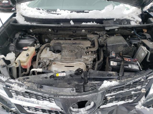 Photo 12 from auction – 2015 TOYOTA RAV4 XLE with VIN JTMRFREV5FD174923