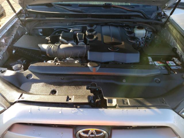 Photo 11 from auction – 2015 TOYOTA 4RUNNER SR with VIN JTEBU5JR7F5250236