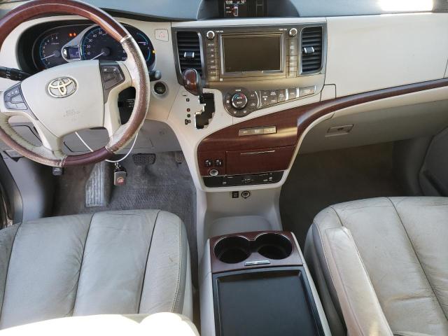Photo 8 from auction – 2011 TOYOTA SIENNA XLE with VIN 5TDDK3DC9BS005375