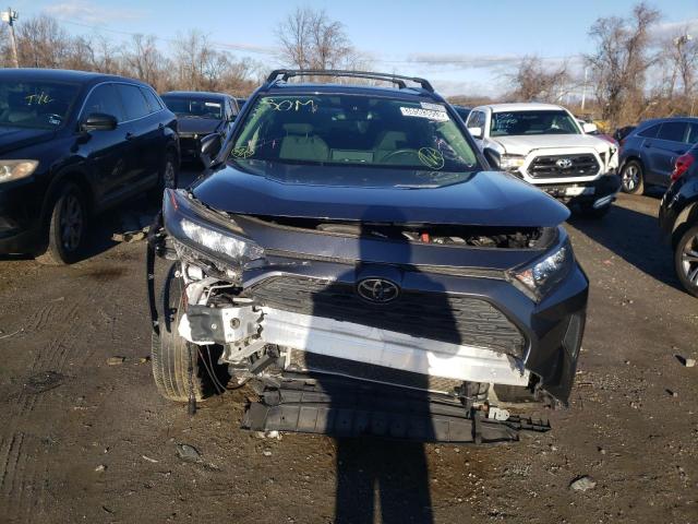 Photo 5 from auction – 2019 TOYOTA RAV4 LE with VIN JTMF1RFV4KD030001