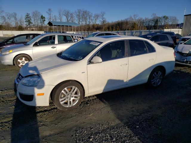 VOLKSWAGEN JETTA WOLF 2007 with VIN 3VWEF71K07M161496 - Photo from auction