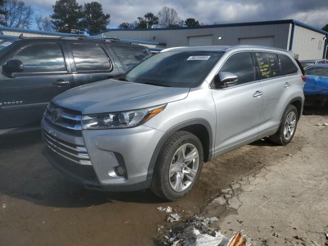TOYOTA HIGHLANDER 2018 with VIN 5TDYZRFH7JS258475 - Photo from auction