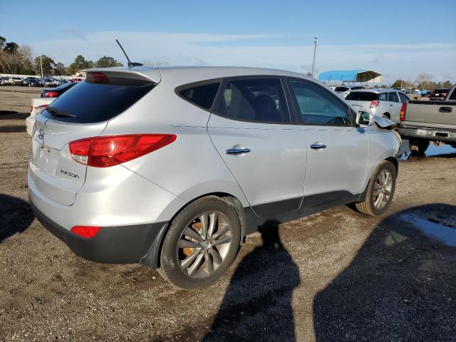Photo 3 from auction – 2012 HYUNDAI TUCSON GLS with VIN KM8JU3AC8CU343375