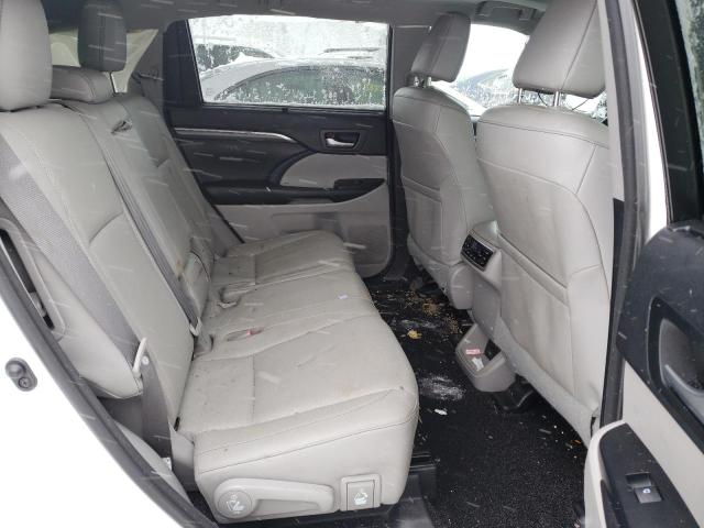 Photo 11 from auction – 2018 TOYOTA HIGHLANDER with VIN 5TDDZRFHXJS490325