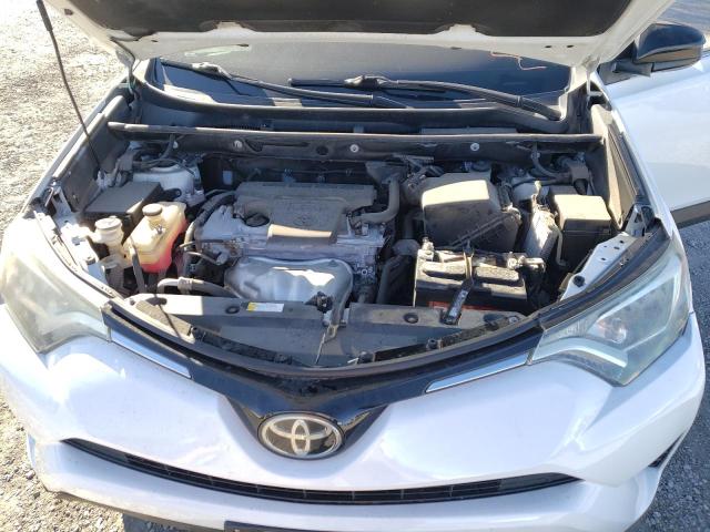 Photo 11 from auction – 2017 TOYOTA RAV4 LE with VIN 2T3ZFREV2HW358318