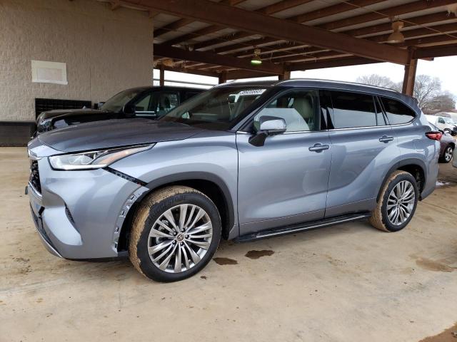TOYOTA HIGHLANDER 2022 with VIN 5TDFZRAH2NS139267 - Photo from auction