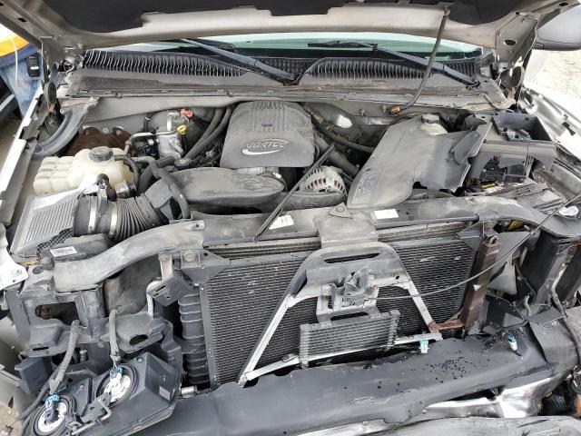 Photo 11 from auction – 2004 CHEVROLET SILVERADO with VIN 2GCEC13T641383090