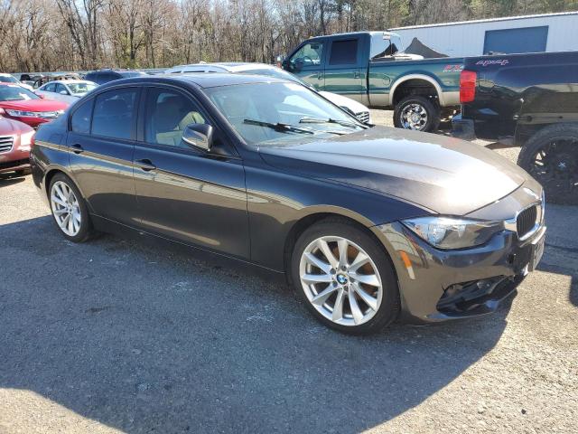 Photo 4 from auction – 2017 BMW 320 I with VIN WBA8E1G51HNU14864
