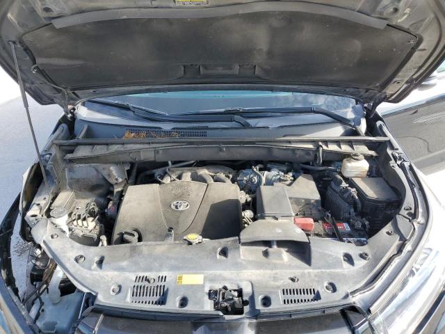 Photo 12 from auction – 2017 TOYOTA HIGHLANDER with VIN 5TDKZRFHXHS213644