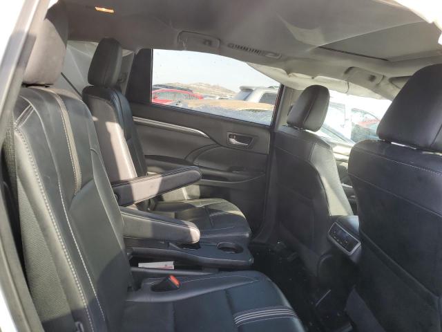 صورة رقم 10 من المزاد - 2017 TOYOTA HIGHLANDER مع VIN 5TDJZRFH3HS379015