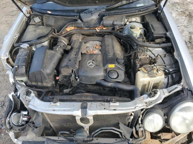 Photo 11 from auction – 2002 MERCEDES-BENZ E 320 with VIN WDBJF65J02B413534