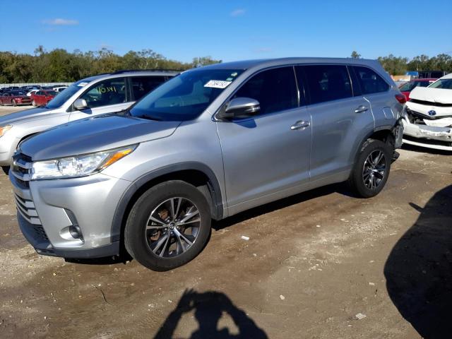 TOYOTA HIGHLANDER 2017 with VIN 5TDZARFHXHS026720 - Photo from auction