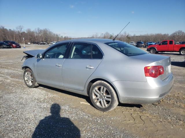 Photo 2 from auction – 2007 VOLKSWAGEN JETTA WOLF with VIN 3VWEF71K57M171599