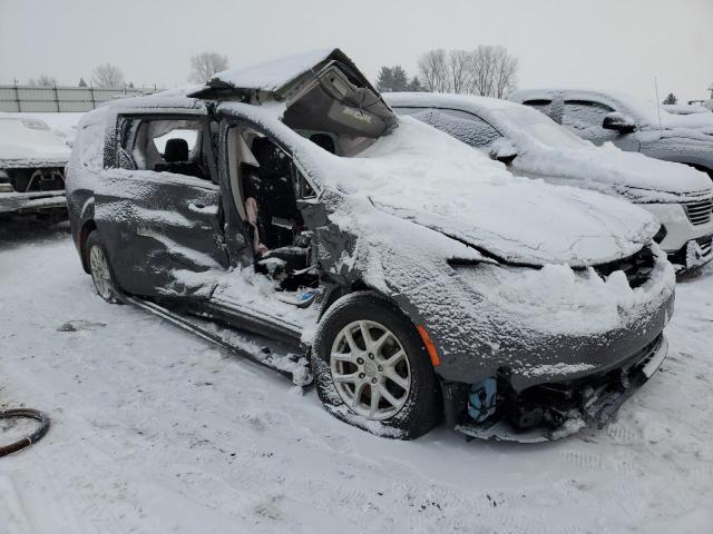Photo 4 from auction – 2017 CHRYSLER PACIFICA L with VIN 2C4RC1CG7HR520369