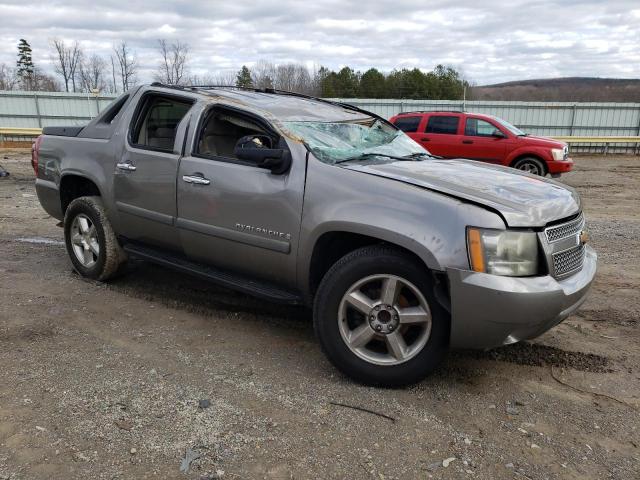 Photo 4 from auction – 2007 CHEVROLET AVALANCHE with VIN 3GNEC12J07G191974