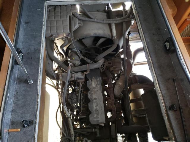 Photo 7 from auction – 2000 FREIGHTLINER CHASSIS X with VIN 4UZ6XFBA7YCG11358