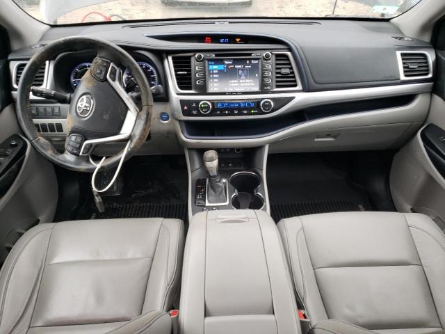Photo 8 from auction – 2018 TOYOTA HIGHLANDER with VIN 5TDJGRFH8JS041251