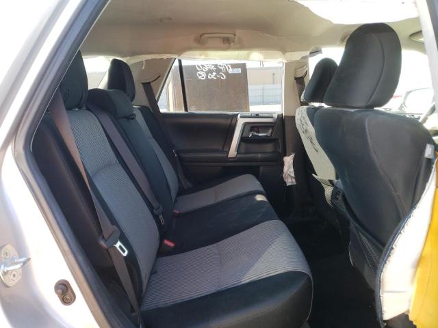 Photo 11 from auction – 2019 TOYOTA 4RUNNER SR with VIN JTEBU5JR1K5640713
