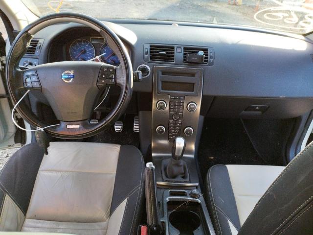 Photo 8 from auction – 2011 VOLVO C30 T5 with VIN YV1672MK0B2243189