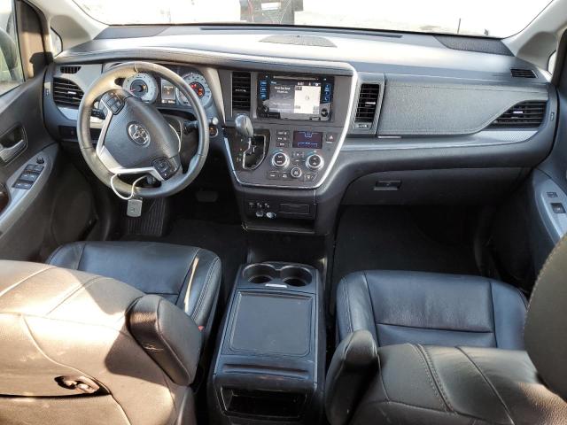 Photo 8 from auction – 2017 TOYOTA SIENNA SE with VIN 5TDXZ3DC2HS881853