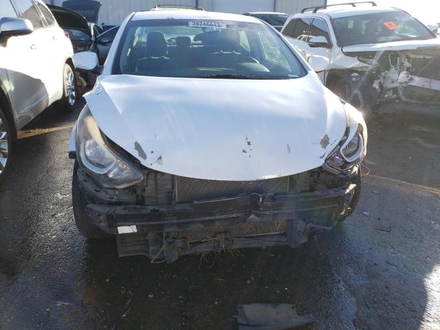 Photo 5 from auction – 2016 HYUNDAI ELANTRA SE with VIN 5NPDH4AE0GH758901