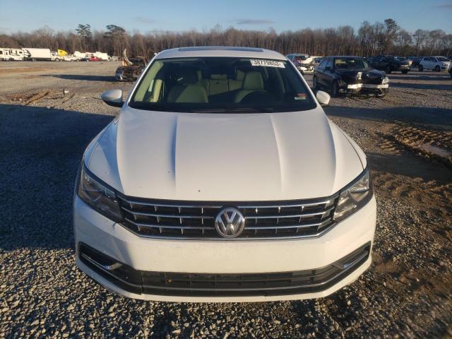 Photo 5 from auction – 2016 VOLKSWAGEN PASSAT with VIN 1VWBS7A39GC010732