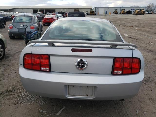 Photo 6 from auction – 2005 FORD MUSTANG with VIN 1ZVFT80NX55163337