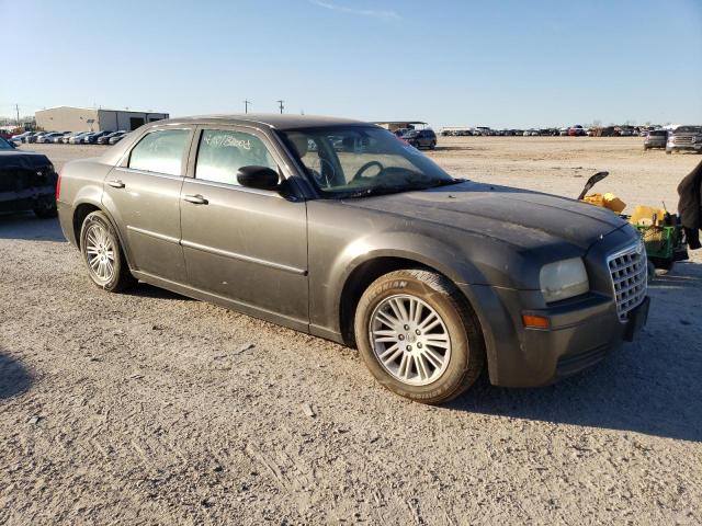 Photo 4 from auction – 2009 CHRYSLER 300 LX with VIN 2C3KA43D29H517521