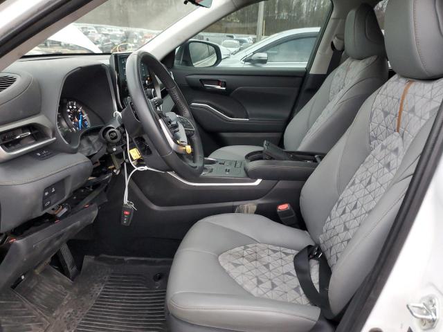 Photo 7 from auction – 2022 TOYOTA HIGHLANDER with VIN 5TDABRCH3NS539429