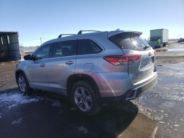 Photo 2 from auction – 2017 TOYOTA HIGHLANDER with VIN 5TDDZRFH3HS479841