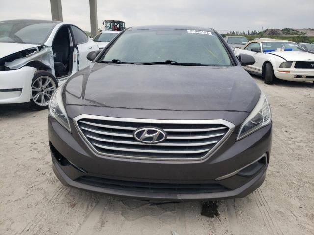Photo 5 from auction – 2017 HYUNDAI SONATA SE with VIN 5NPE24AF4HH460688