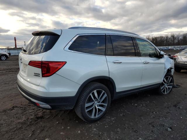 Photo 3 from auction – 2017 HONDA PILOT TOUR with VIN 5FNYF6H99HB085909