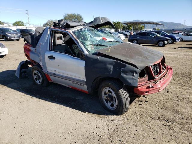 Photo 4 from auction – 2002 CHEVROLET TRACKER with VIN 2CNBJ18C726934320