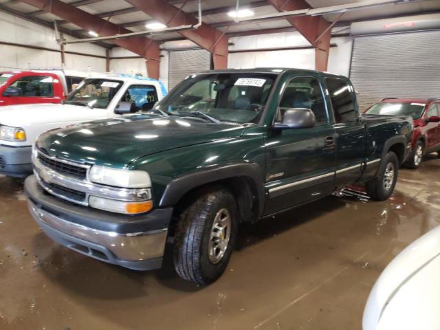CHEVROLET SILVERADO 2002 with VIN 2GCEC19W521353898 - Photo from auction
