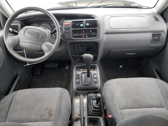 Photo 8 from auction – 1999 CHEVROLET TRACKER with VIN 2CNBJ13C2X6923403