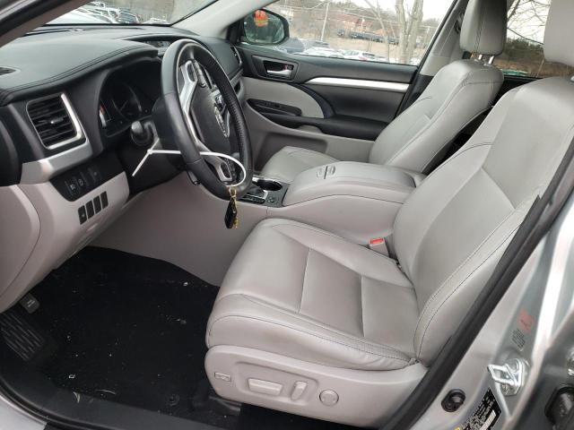 Foto 7 de la subasta – 2017 TOYOTA HIGHLANDER con VIN 5TDJZRFH5HS447928
