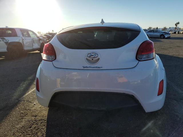 Photo 6 from auction – 2015 HYUNDAI VELOSTER with VIN KMHTC6AD4FU227827