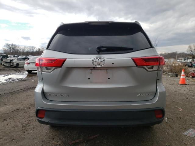 Foto 6 de la subasta – 2017 TOYOTA HIGHLANDER con VIN 5TDJZRFH5HS447928
